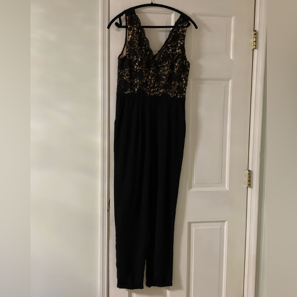 Classy black and lace pantsuit with pockets!